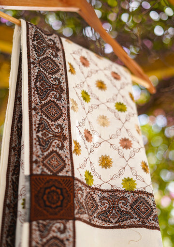 Wool Embroidered Shawl D - 15 - Off White