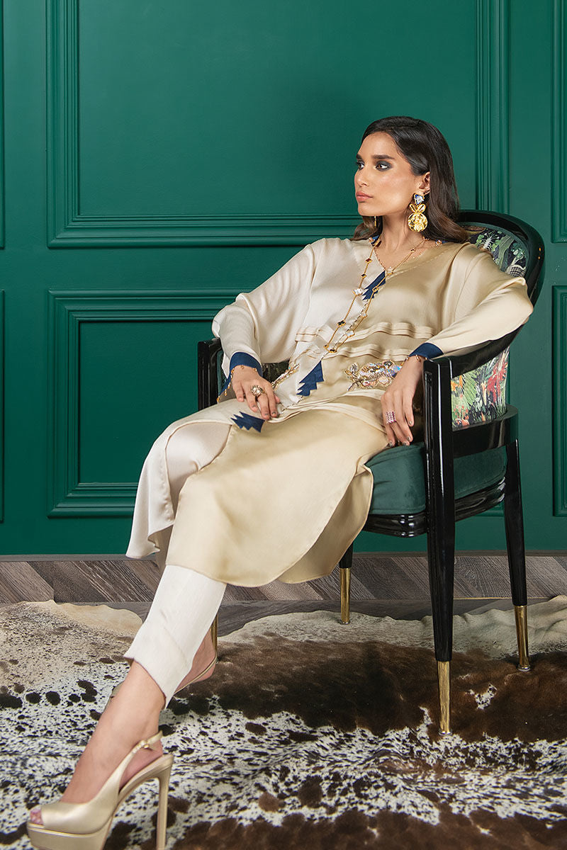 Wardha Saleem | Luxury Pret Fusion Wear | WS22-033 - Official Wardha Saleem stockist in UK - Sakeena London