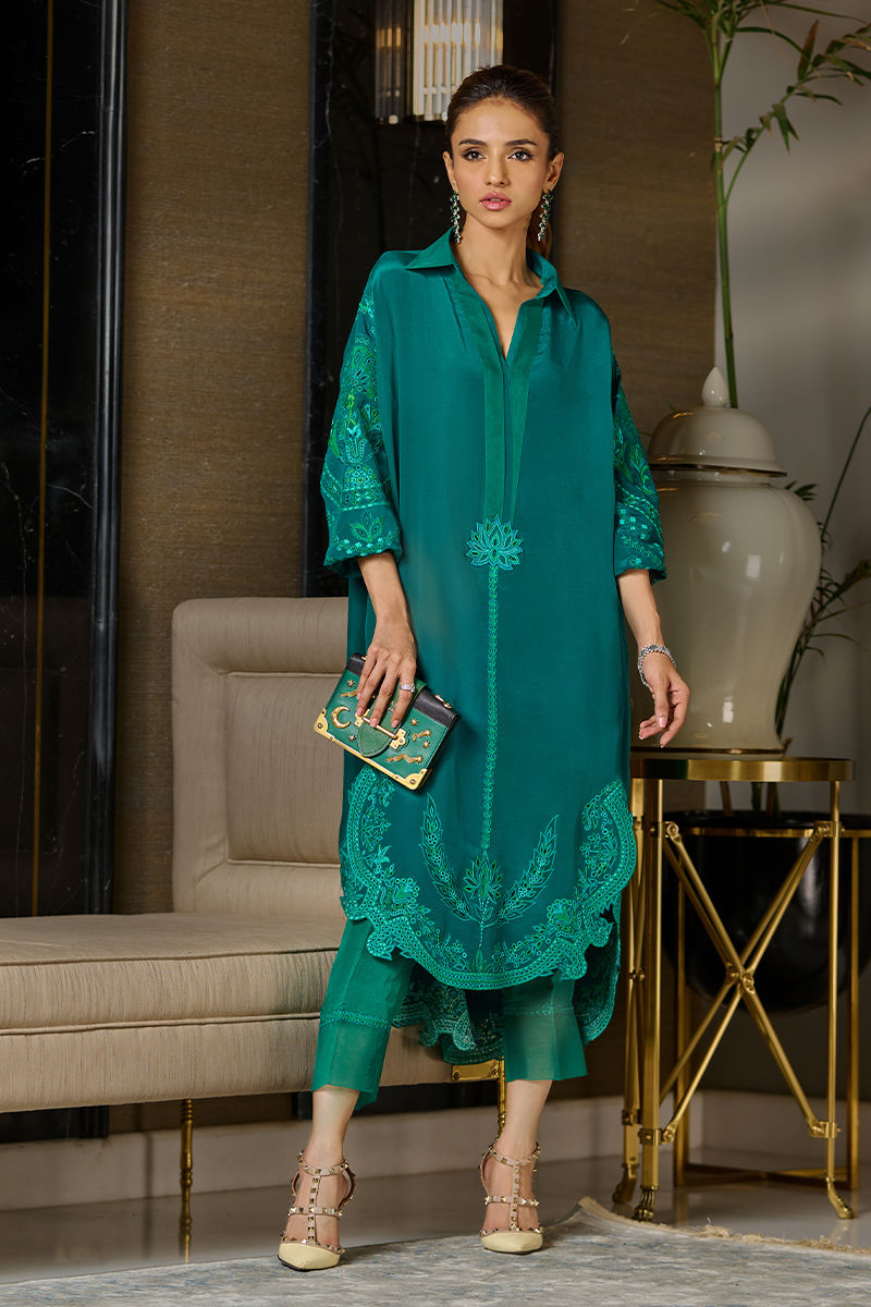 Wardha Saleem | Luxury Pret Traditional Wear | EMERALD - Official Wardha Saleem stockist in UK - Sakeena London
