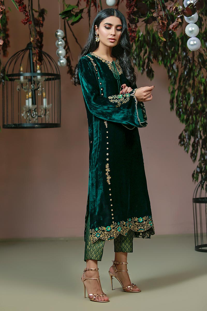 Ansab Jahangir | Bow Velvet Edit | MYTHICAL ROMANCE - Official Ansab Jahangir stockist in UK - Sakeena London