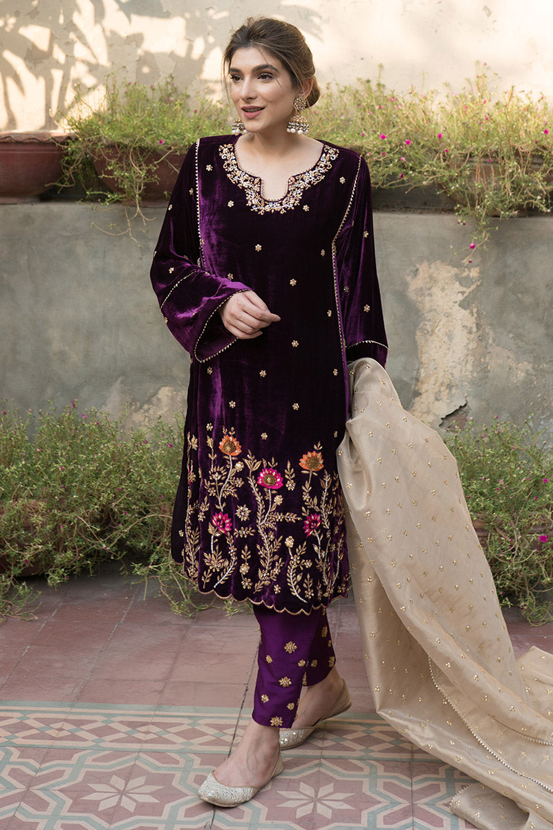 Ansab Jahangir | Bow Velvet Edit | WINTER HAZE - Official Ansab Jahangir stockist in UK - Sakeena London