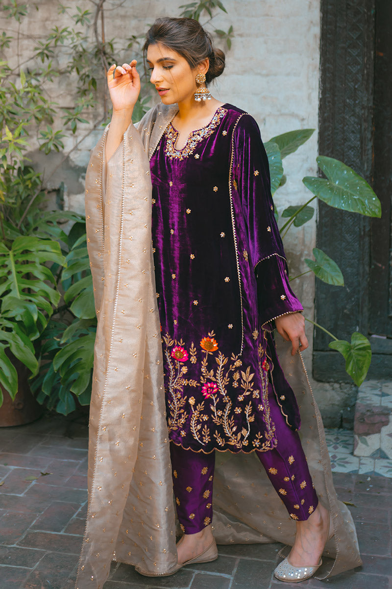 Ansab Jahangir | Bow Velvet Edit | WINTER HAZE - Official Ansab Jahangir stockist in UK - Sakeena London