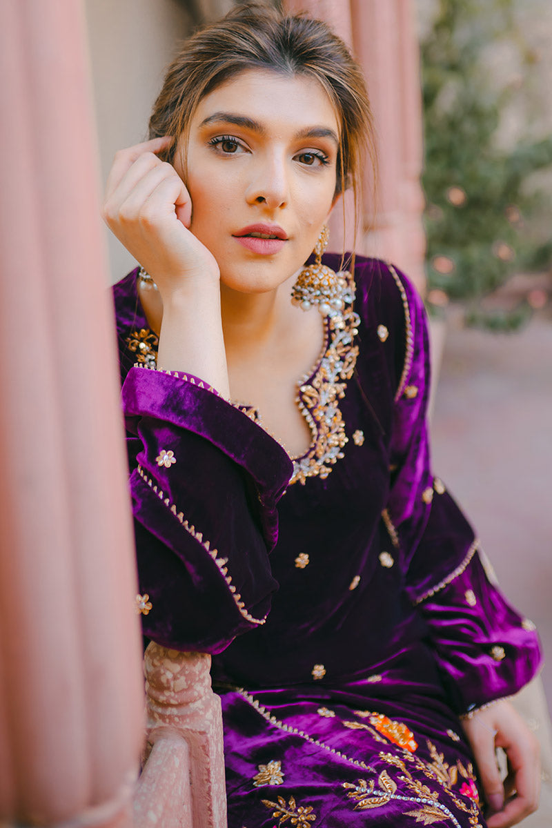Ansab Jahangir | Bow Velvet Edit | WINTER HAZE - Official Ansab Jahangir stockist in UK - Sakeena London