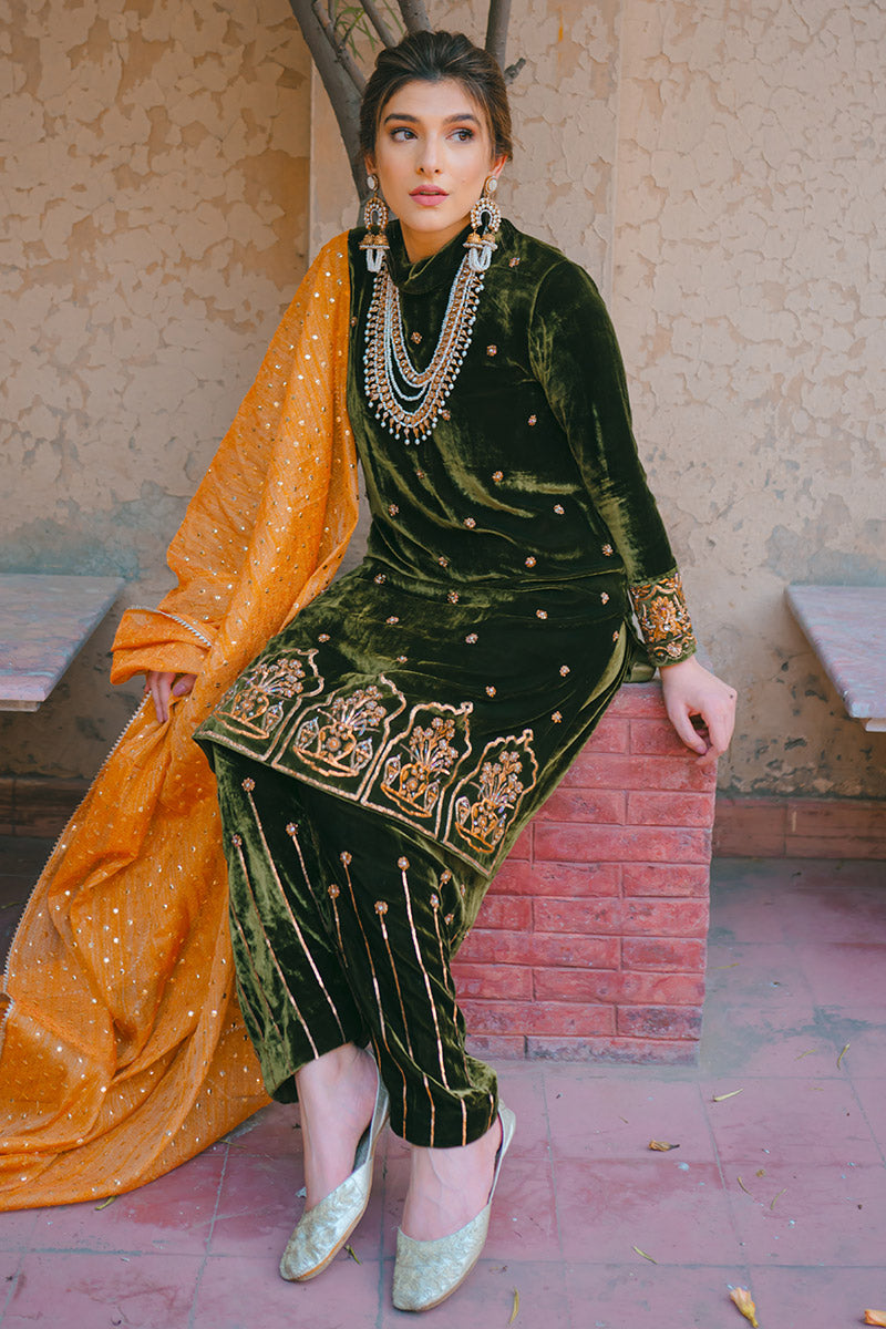 Ansab Jahangir | Bow Velvet Edit | RUSTIC HOWARD - Official Ansab Jahangir stockist in UK - Sakeena London