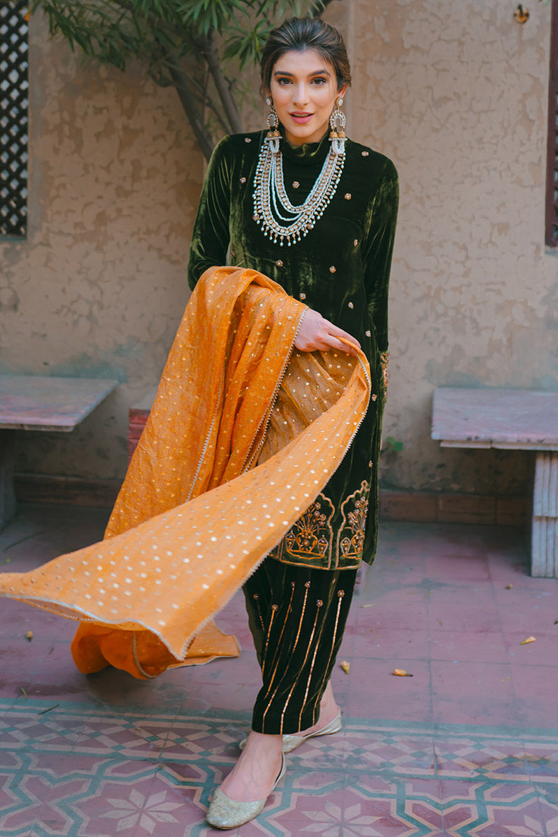 Ansab Jahangir | Bow Velvet Edit | RUSTIC HOWARD - Official Ansab Jahangir stockist in UK - Sakeena London