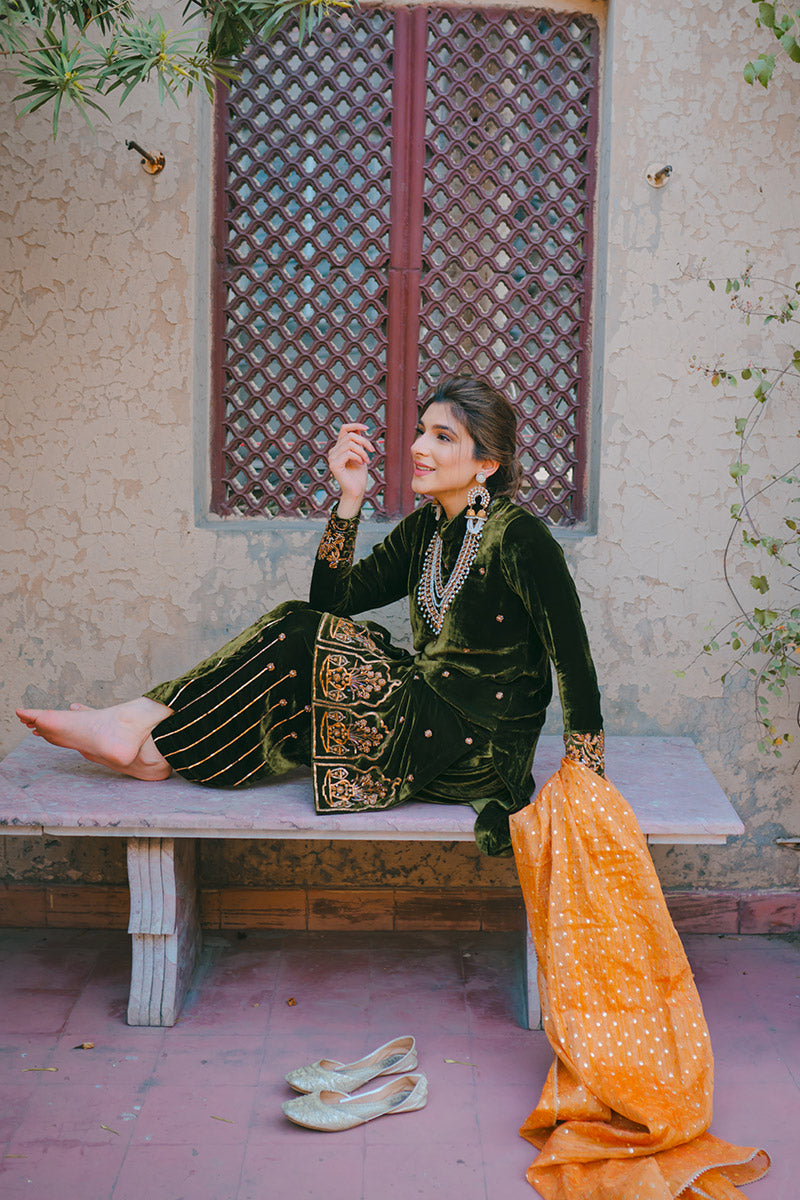 Ansab Jahangir | Bow Velvet Edit | RUSTIC HOWARD - Official Ansab Jahangir stockist in UK - Sakeena London