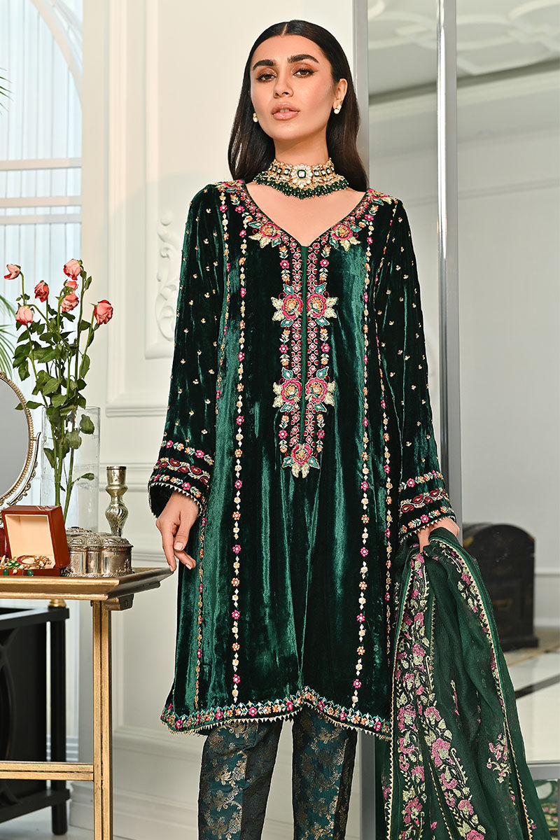Ansab Jahangir | Bow Velvet Edit | LYLAH - Official Ansab Jahangir stockist in UK - Sakeena London