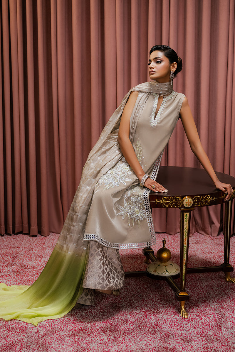 Haute Form | Rose Winter Plush | Succulent - Official Haute Form stockist in UK - Sakeena London