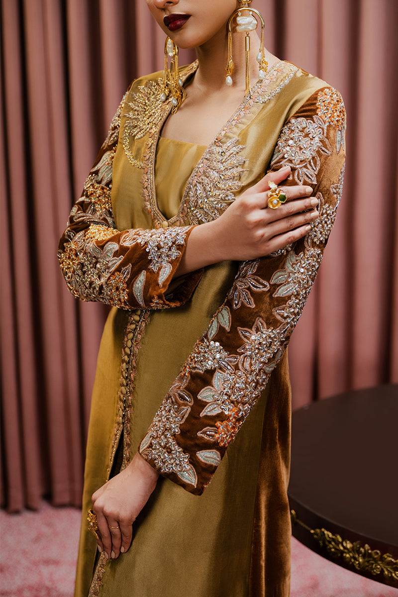 Haute Form | Rose Winter Plush | Heart of Gold - Official Haute Form stockist in UK - Sakeena London