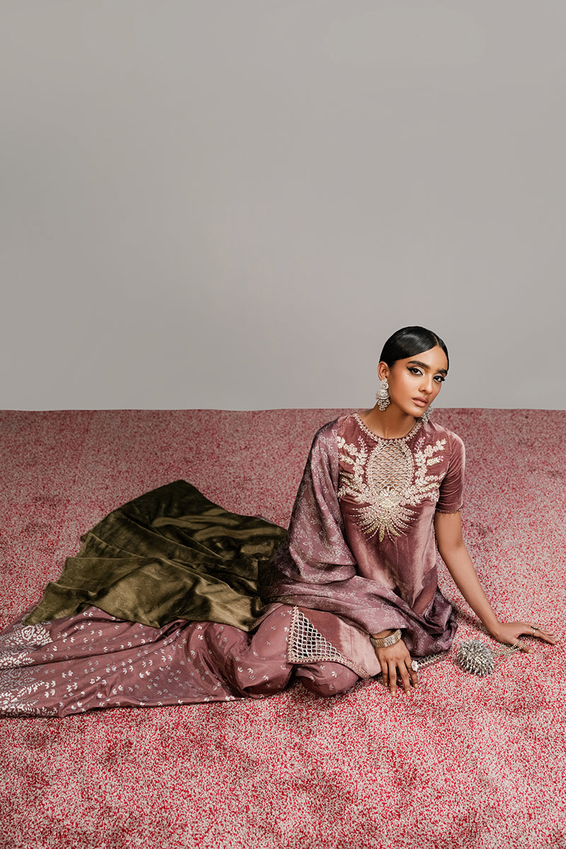 Haute Form | Rose Winter Plush | Seductress - Official Haute Form stockist in UK - Sakeena London