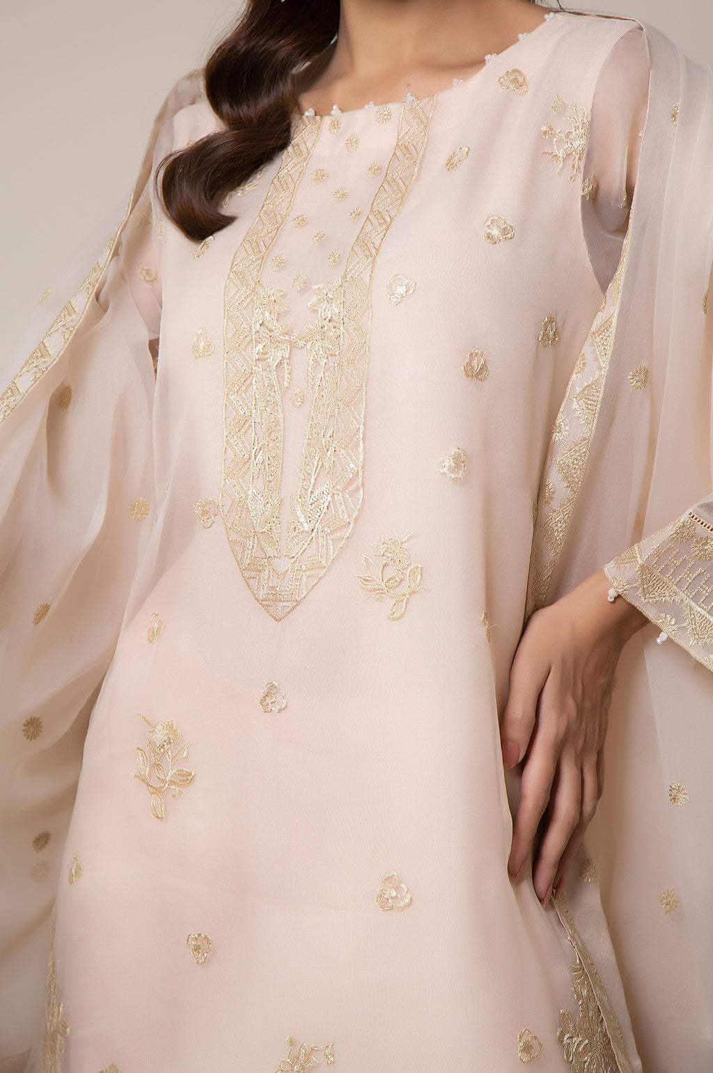 Zeen | Winter 25 | WOM34124