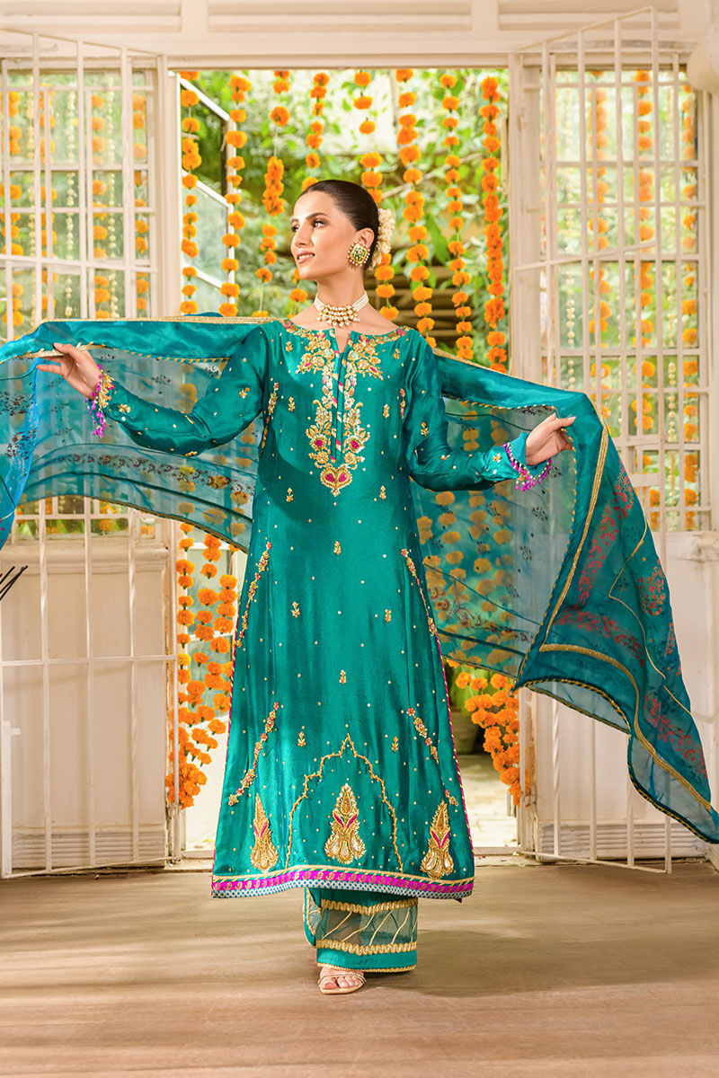 Fatima Khan | Nissa Formals 24 | Nysa - Official Fatima Khan stockist in UK - Sakeena London