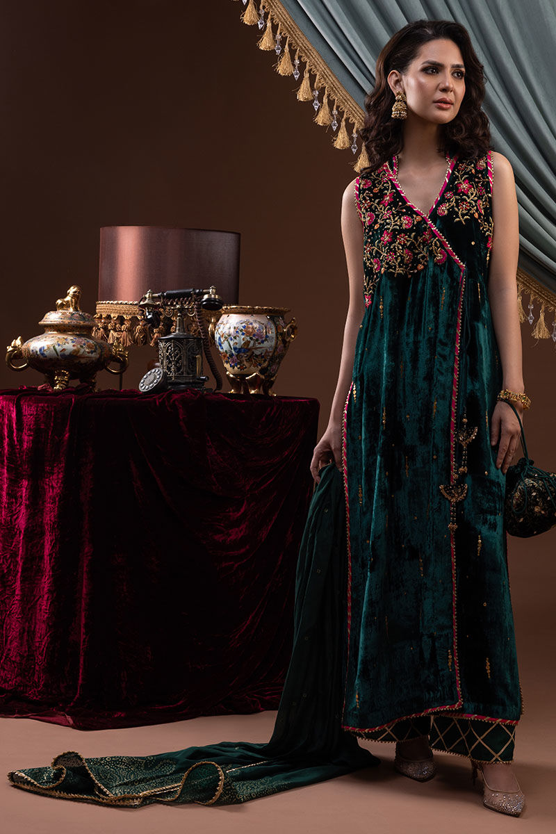 Ansab Jahangir | Bow Velvet Edit | FREYA - Official Ansab Jahangir stockist in UK - Sakeena London