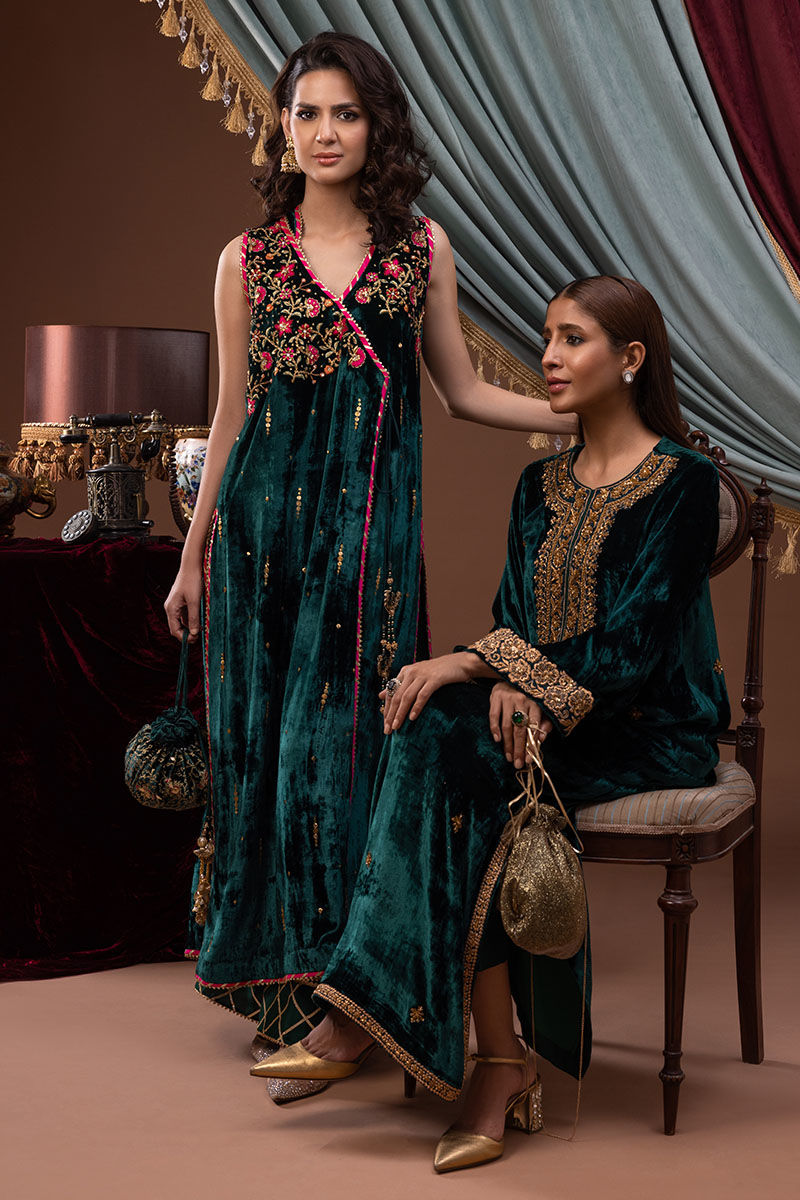 Ansab Jahangir | Bow Velvet Edit | FELICIA - Official Ansab Jahangir stockist in UK - Sakeena London