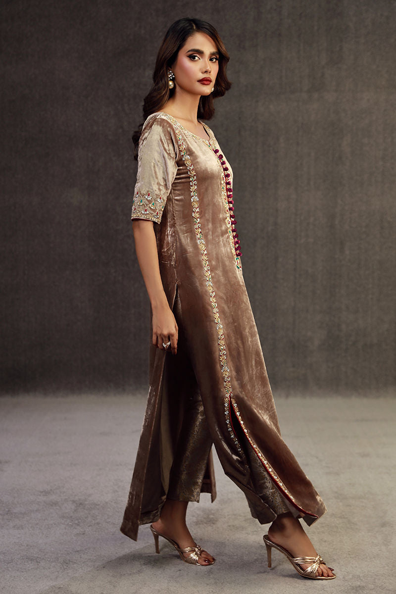 Fatima Khan | Anan Velvet Edit | Naira - Official Fatima Khan stockist in UK - Sakeena London