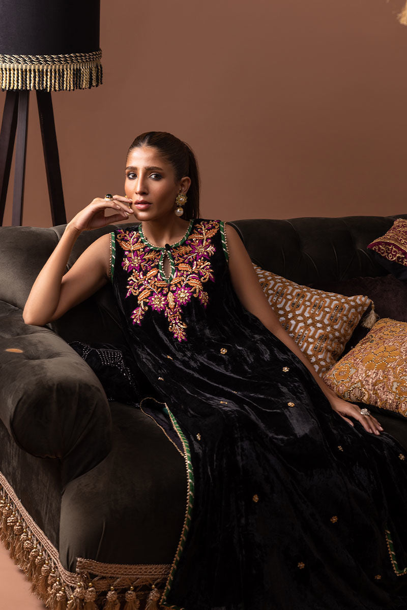 Ansab Jahangir | Bow Velvet Edit | DAPHNE - Official Ansab Jahangir stockist in UK - Sakeena London