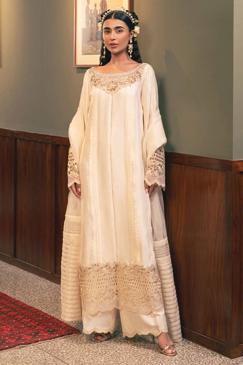 MNR | Chaye Coffee Luxury Pret | Snowy Whisper - Official MNR stockist in UK - Sakeena London