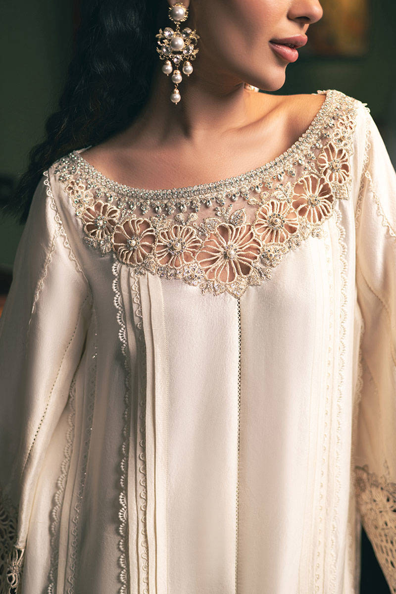 MNR | Chaye Coffee Luxury Pret | Snowy Whisper - Official MNR stockist in UK - Sakeena London