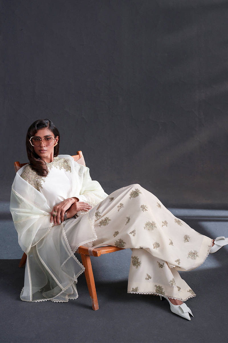 MNR | Chai Coffee Luxury Pret | Mint To Be - Official MNR stockist in UK - Sakeena London