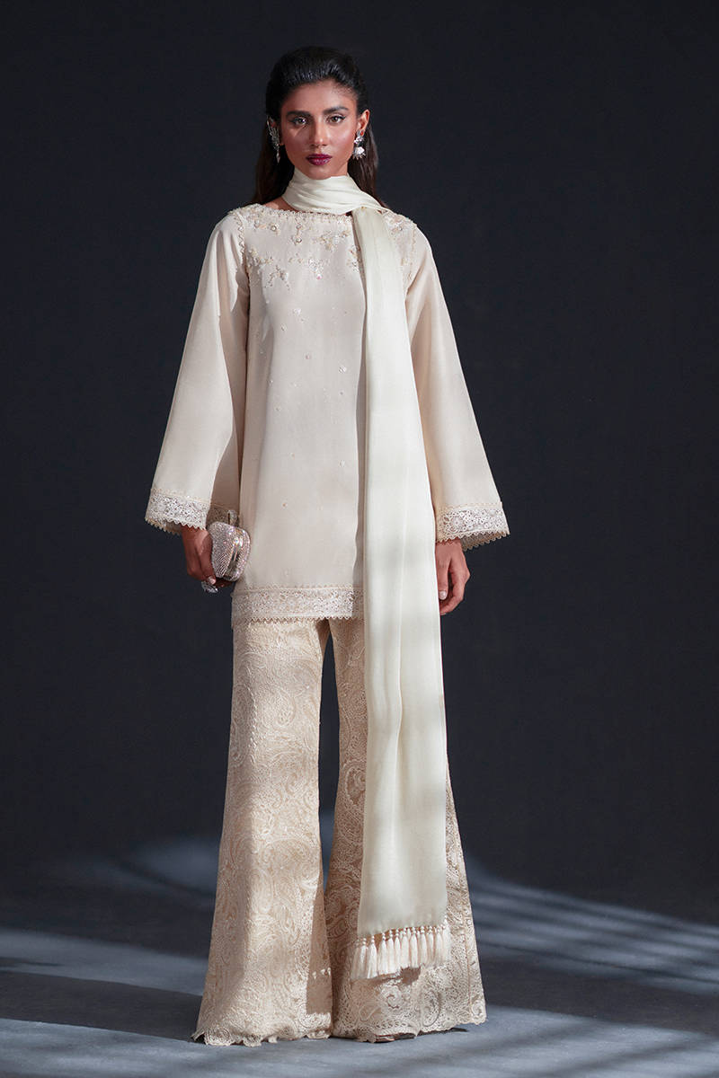 MNR | Chai Coffee Luxury Pret | Saffron Pearl - Official MNR stockist in UK - Sakeena London