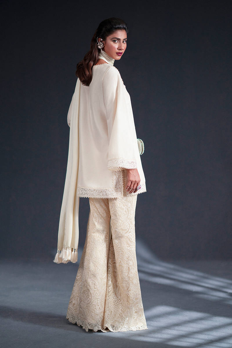 MNR | Chai Coffee Luxury Pret | Saffron Pearl - Official MNR stockist in UK - Sakeena London