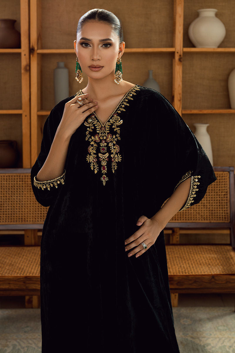 Fatima Khan | Warm Whisper Velvet 25 | Noir Eclat - Official Fatima Khan stockist in UK - Sakeena London