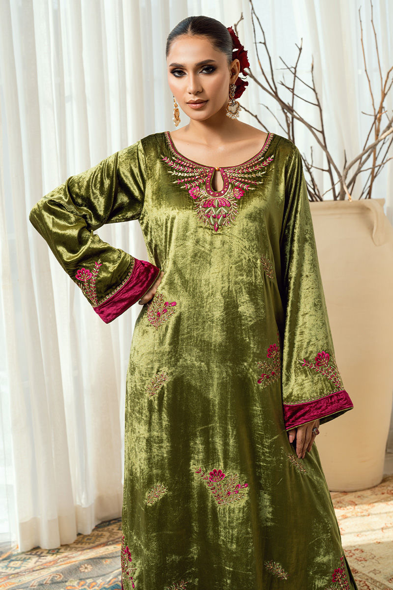 Fatima Khan | Warm Whisper Velvet 25 | Jade Whisper - Official Fatima Khan stockist in UK - Sakeena London