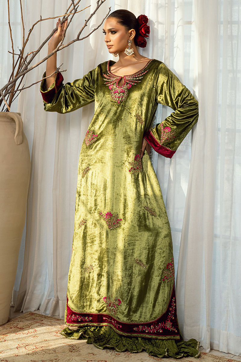 Fatima Khan | Warm Whisper Velvet 25 | Jade Whisper - Official Fatima Khan stockist in UK - Sakeena London
