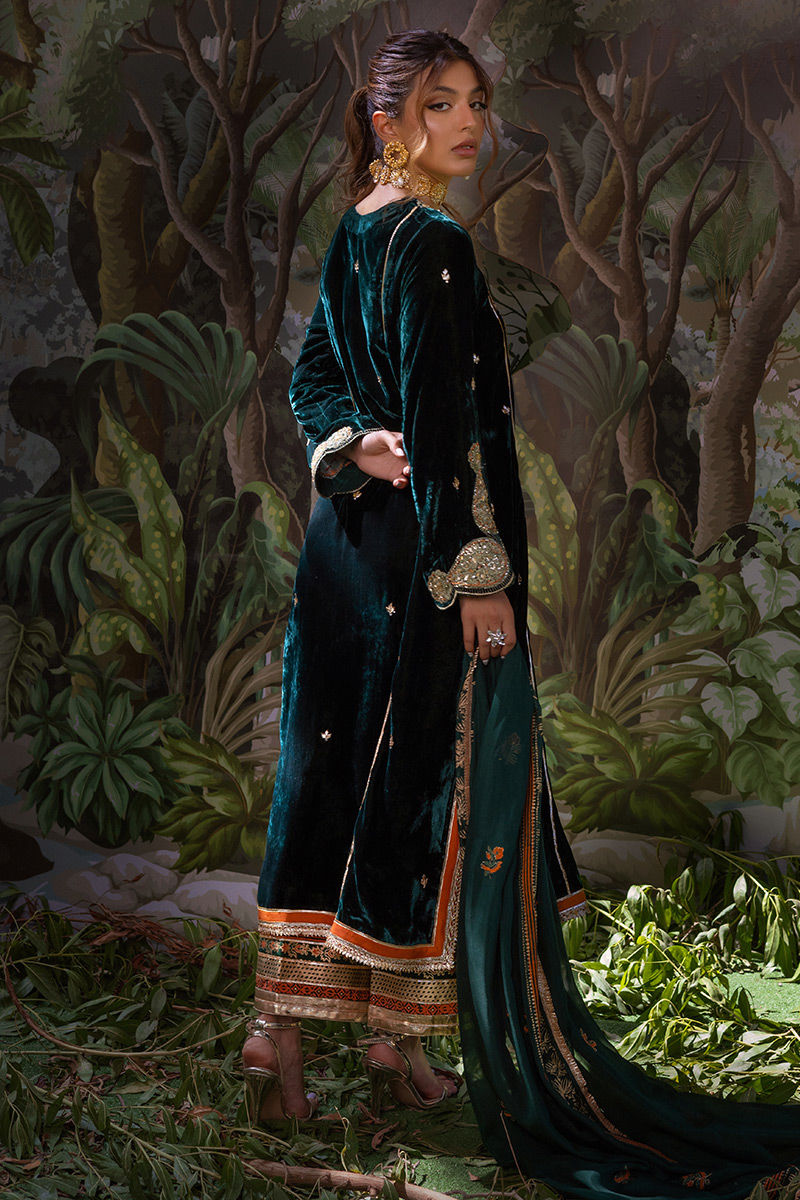 Ansab Jahangir | Bow Velvet Edit | ESMERALDA - Official Ansab Jahangir stockist in UK - Sakeena London