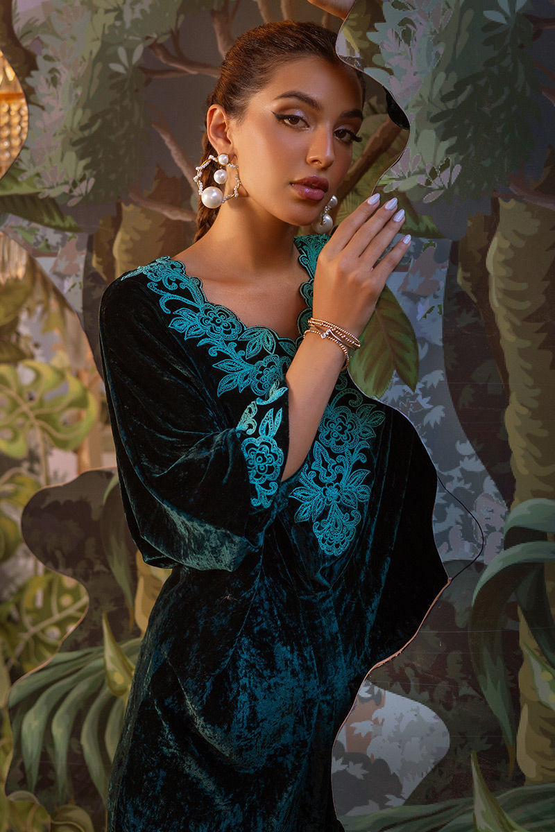 Ansab Jahangir | Bow Velvet Edit | EVERLEIGH - Official Ansab Jahangir stockist in UK - Sakeena London