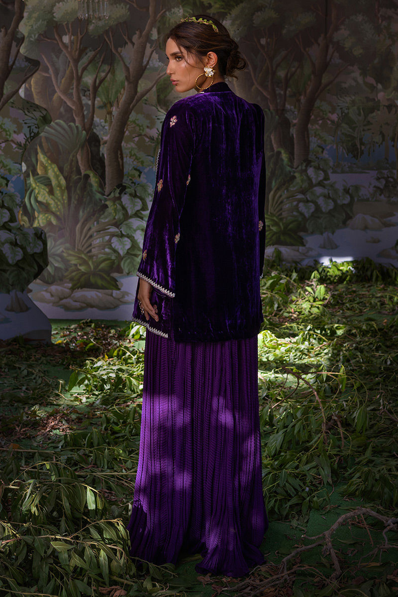 Ansab Jahangir | Bow Velvet Edit | IRISA - Official Ansab Jahangir stockist in UK - Sakeena London