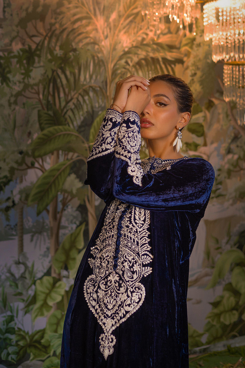 Ansab Jahangir | Bow Velvet Edit | ISALINA - Official Ansab Jahangir stockist in UK - Sakeena London