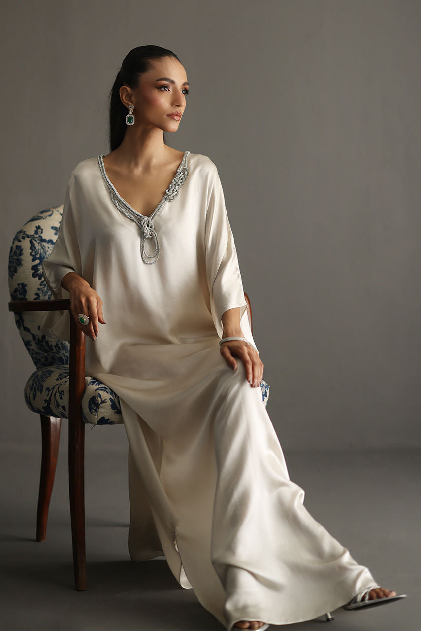 Deepak Perwani | Aila Festive 2024 | Drs1135 - Official Deepak Perwani stockist in UK - Sakeena London