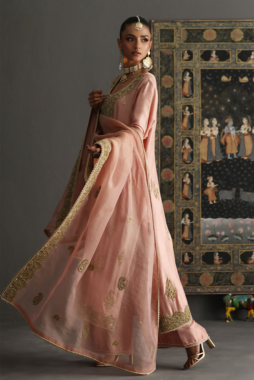 Deepak Perwani | Aila Festive 2024 | Ktd4106 - Official Deepak Perwani stockist in UK - Sakeena London