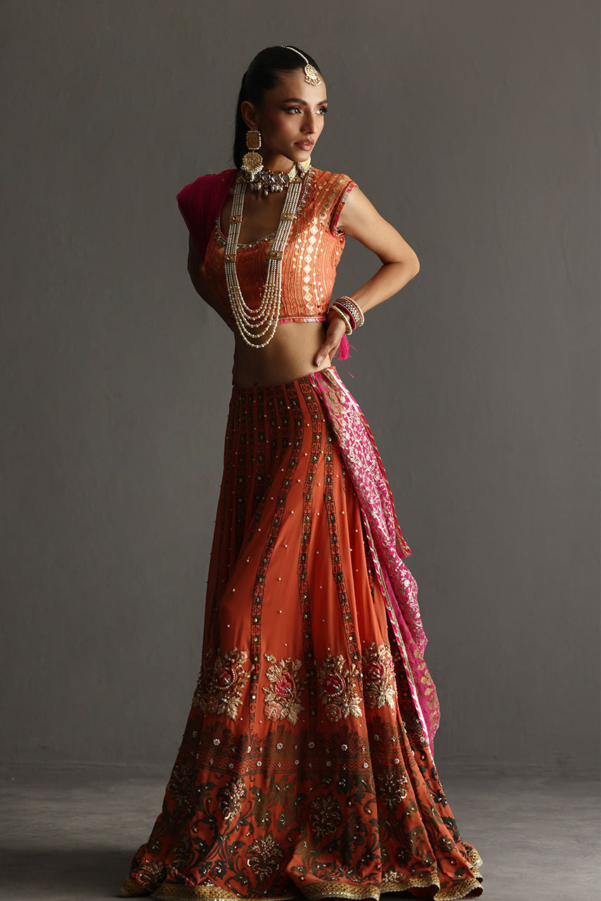 Deepak Perwani | Aila Festive 2024 | Ktd4069 - Official Deepak Perwani stockist in UK - Sakeena London