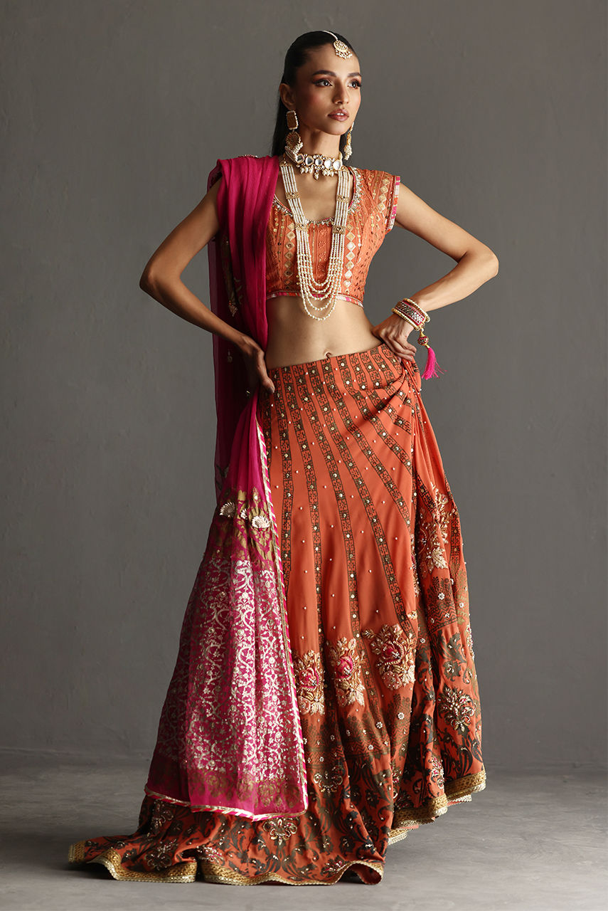 Deepak Perwani | Aila Festive 2024 | Ktd4069 - Official Deepak Perwani stockist in UK - Sakeena London