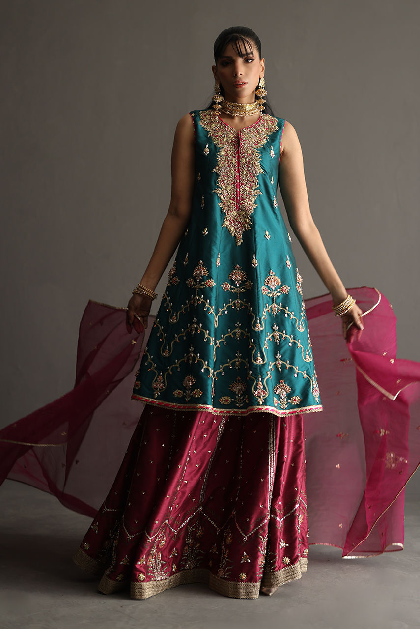 Deepak Perwani | Aila Festive 2024 | Ktd4070 - Official Deepak Perwani stockist in UK - Sakeena London