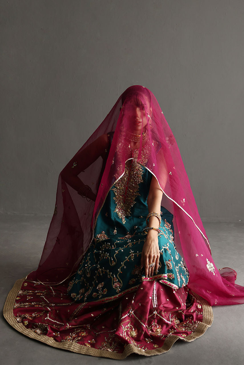 Deepak Perwani | Aila Festive 2024 | Ktd4070 - Official Deepak Perwani stockist in UK - Sakeena London