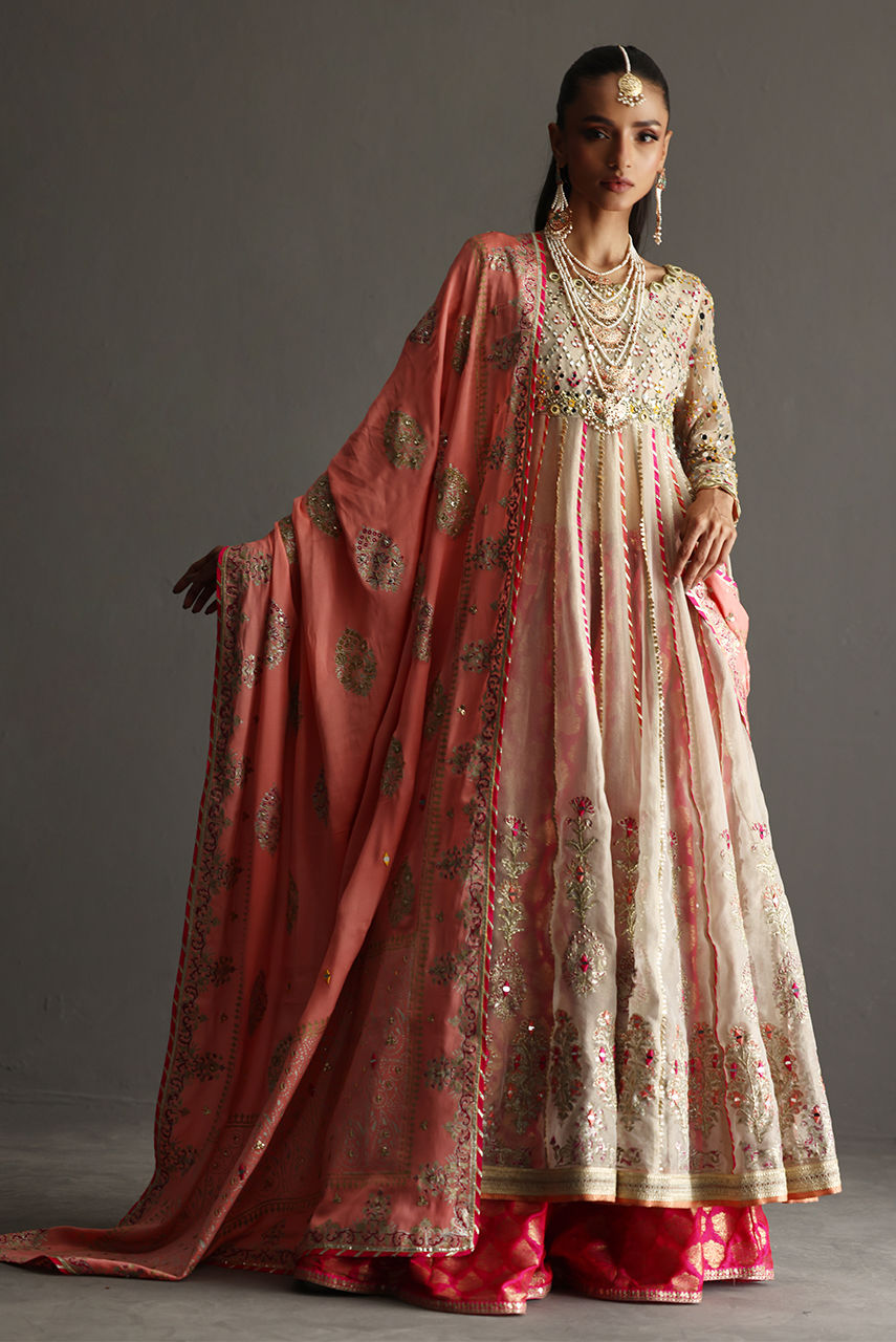 Deepak Perwani | Aila Festive 2024 | Ktd4083 - Official Deepak Perwani stockist in UK - Sakeena London