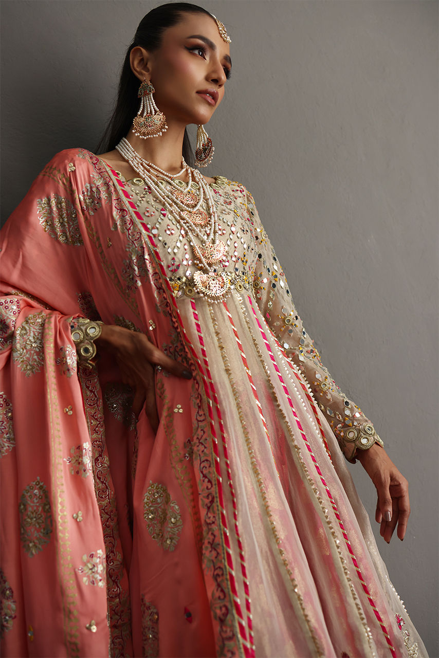 Deepak Perwani | Aila Festive 2024 | Ktd4083 - Official Deepak Perwani stockist in UK - Sakeena London