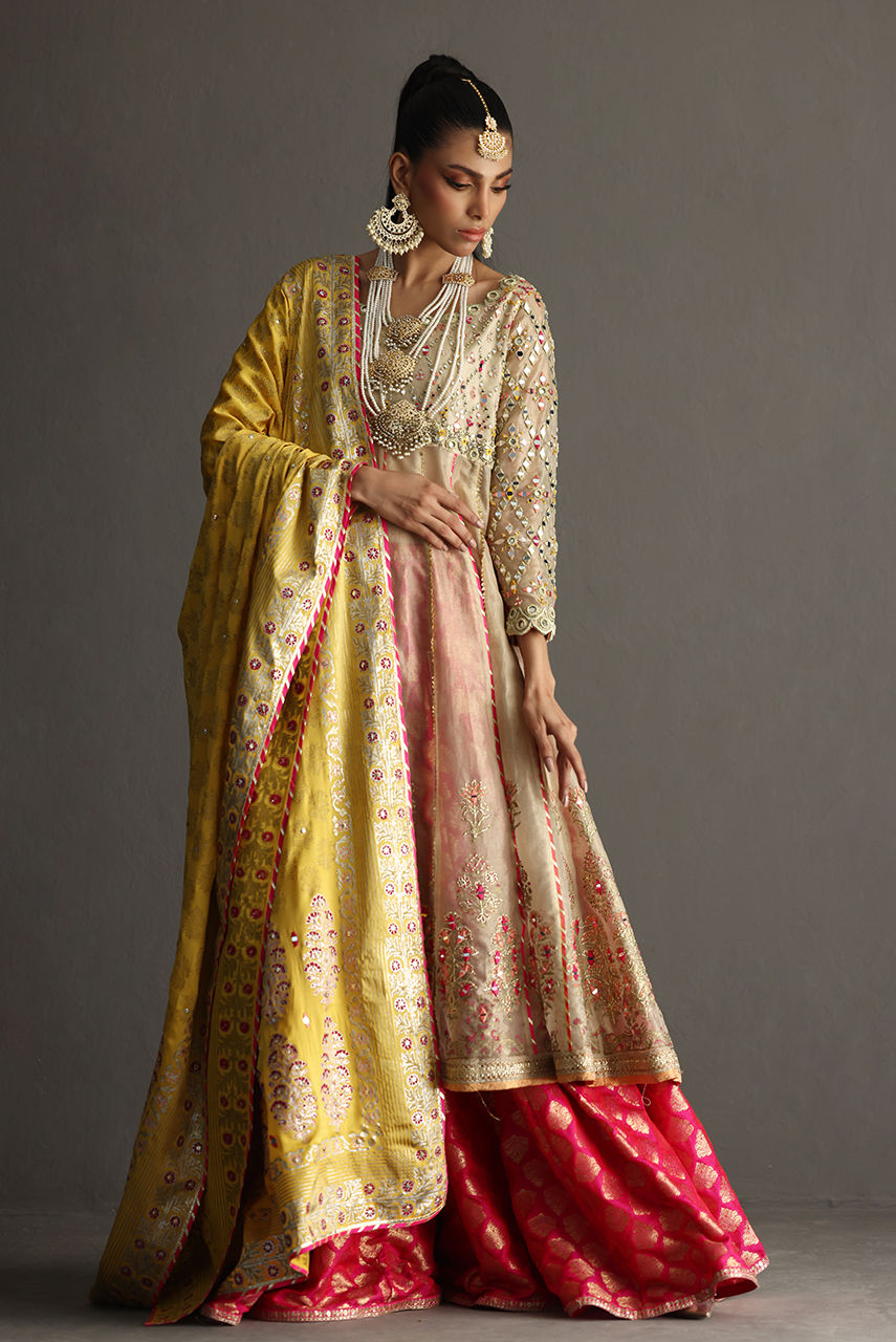 Deepak Perwani | Aila Festive 2024 | Ktd4084 - Official Deepak Perwani stockist in UK - Sakeena London