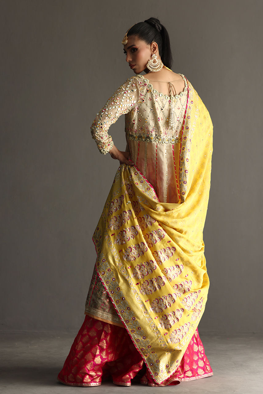 Deepak Perwani | Aila Festive 2024 | Ktd4084 - Official Deepak Perwani stockist in UK - Sakeena London