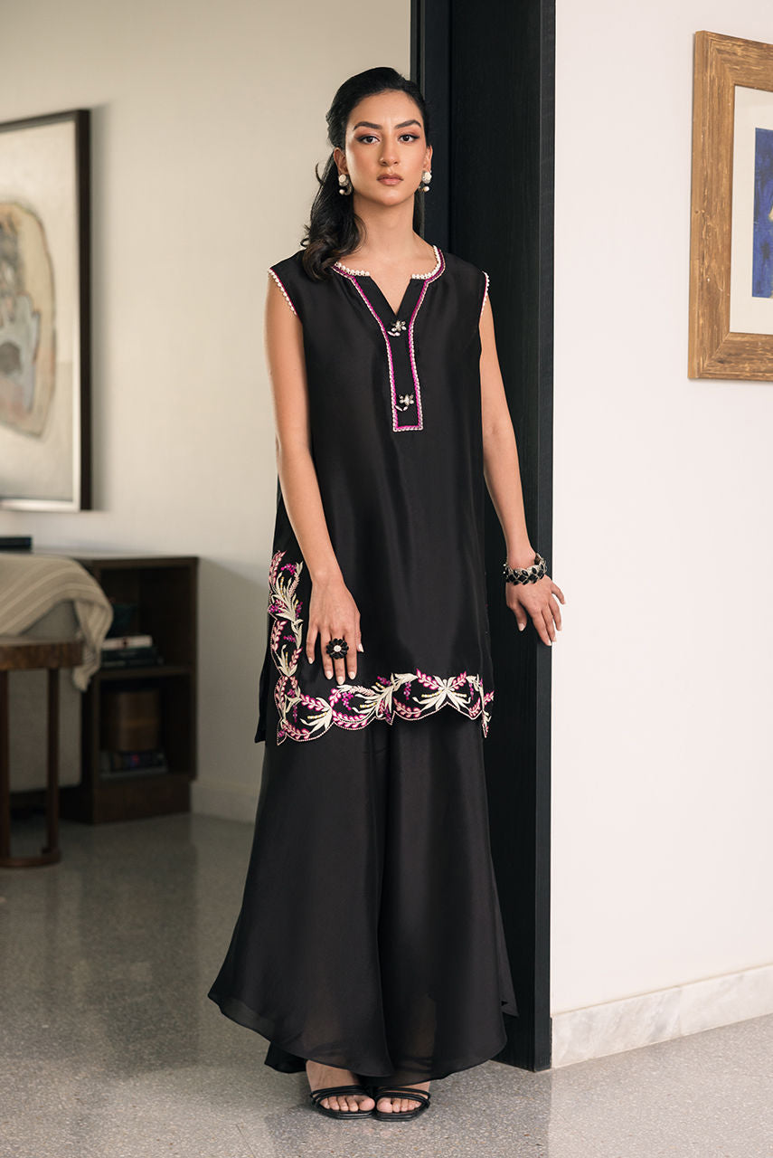 Deepak Perwani | Eid Edit 25 | Kut330 - Official Deepak Perwani stockist in UK - Sakeena London