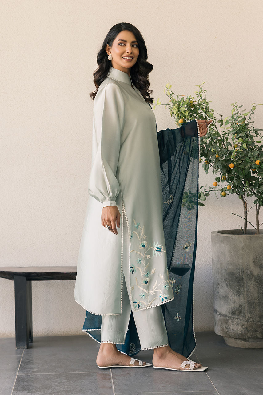 Deepak Perwani | Eid Edit 25 | Kut323 - Official Deepak Perwani stockist in UK - Sakeena London