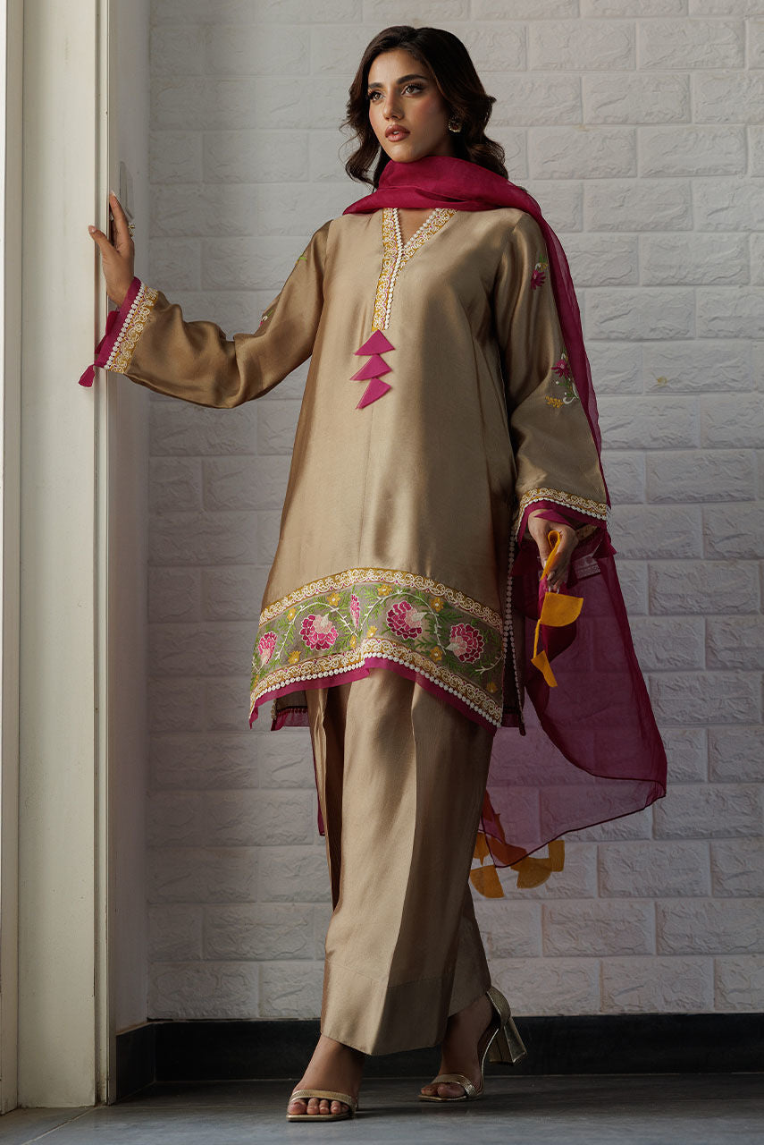 Deepak Perwani | Summer Festive 25 | Sophia - Official Deepak Perwani stockist in UK - Sakeena London
