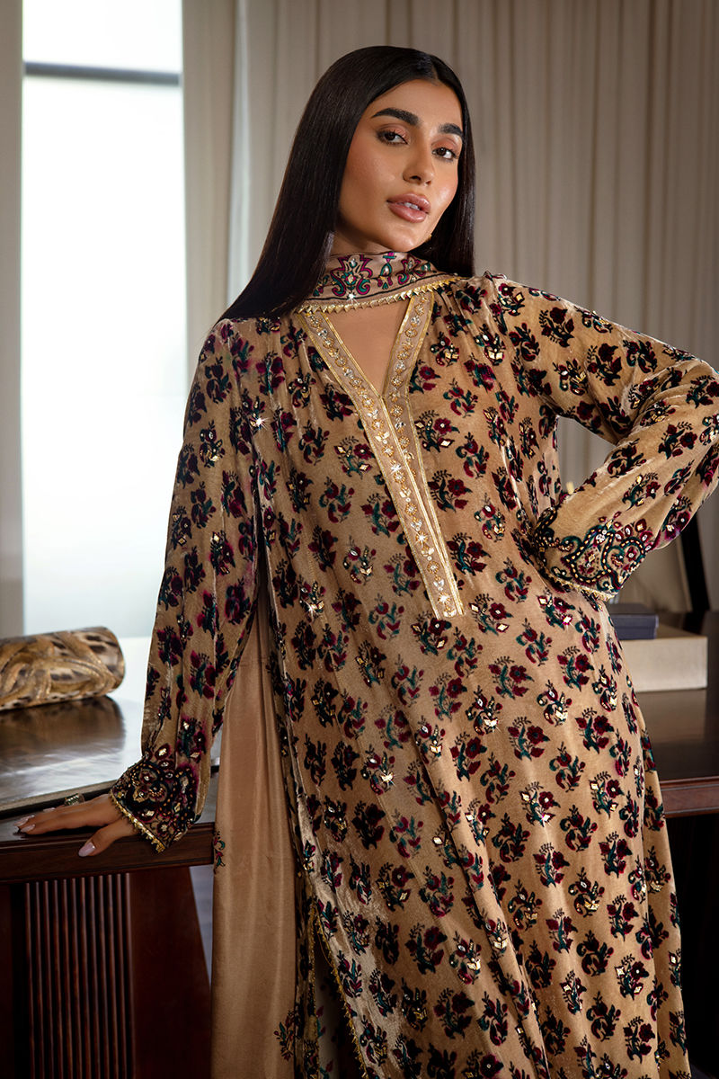 Ansab Jahangir | Bow Velvet Edit | LAUREN - Official Ansab Jahangir stockist in UK - Sakeena London