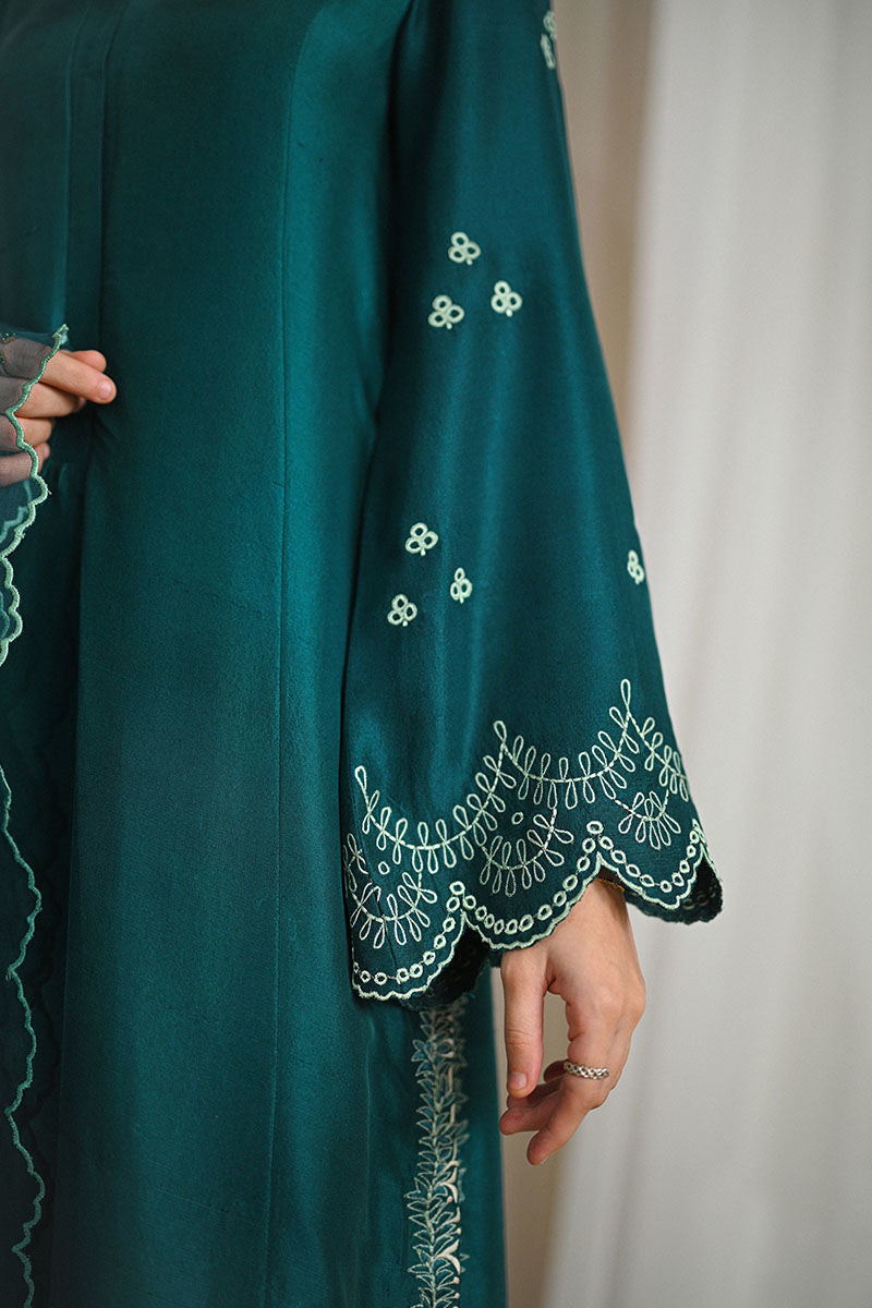 Ansab Jahangir | Cest Parti Luxe Pret 25 | Elodie - Official Ansab Jahangir stockist in UK - Sakeena London