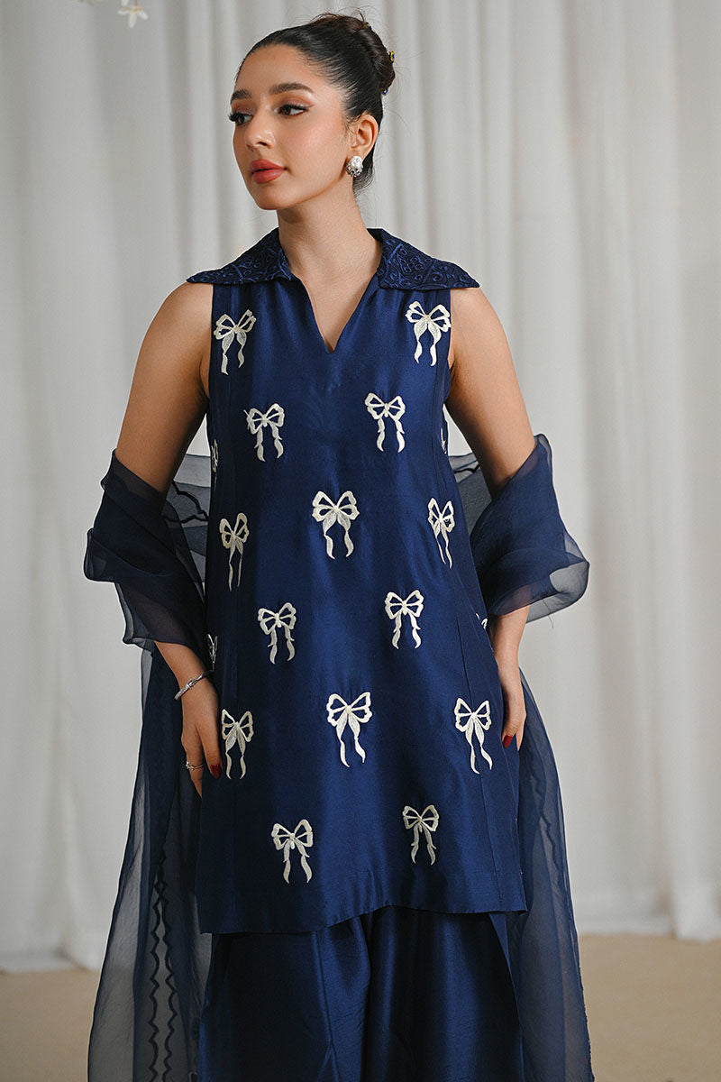 Ansab Jahangir | Cest Parti Luxe Pret 25 | Chantelle - Official Ansab Jahangir stockist in UK - Sakeena London