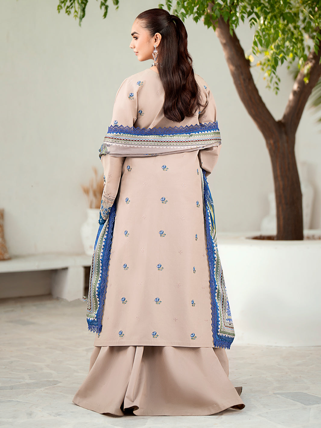Bin Ilyas | Diara Winter 24 | 304-A - Official Bin Ilyas stockist in UK - Sakeena London