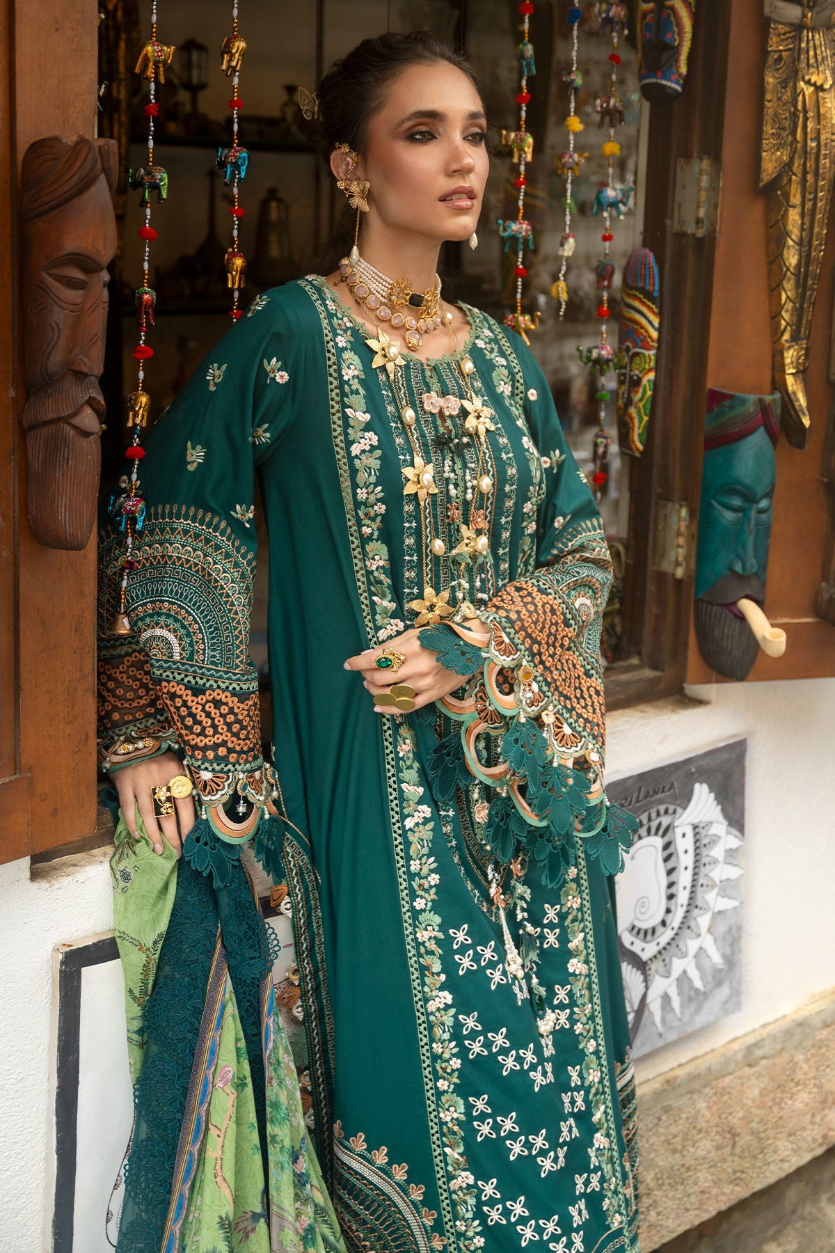 Annus Abrar | Neroli Luxury Lawn | Rela